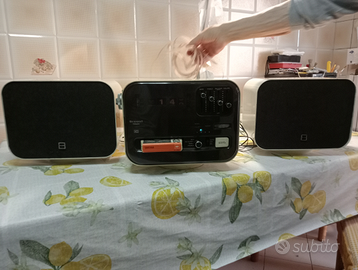 Radio sveglia stereo a otto anni 60 70. made in Ja