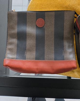 pochette fendi 