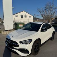 Mercedes GLA 200 4Matic premium AMG