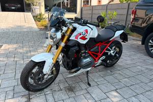 Bmw R 1200 R solo 15.000 km - ESA - KEYLESS GO - M