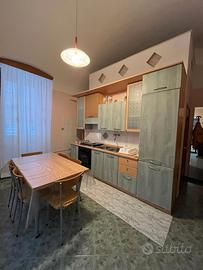 Ampio BILOCALE libero subito