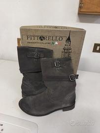 Stivaletti scamosciati donna 