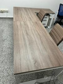 Scrivania a due postazioni