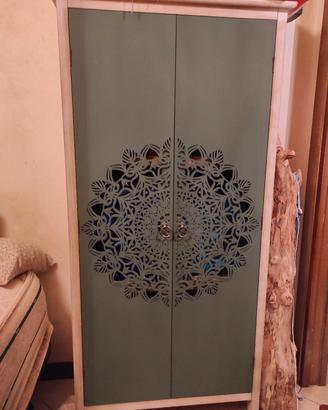 armadio in legno