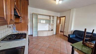 3 LOCALI A CASTEL GOFFREDO
