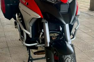 Ducati. multistrada. v4s.2023.