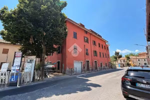 4 LOCALI A SUBIACO