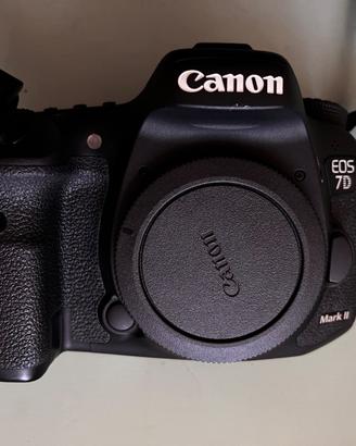 CANON 7D MARK II