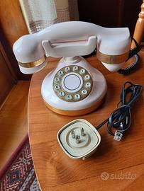 Telefono fisso vintage rosa