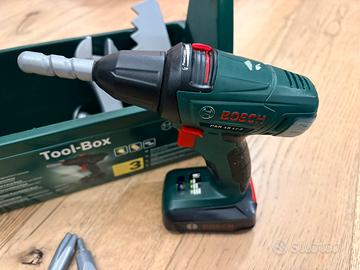 Trapano e cassetta attrezzi giocattolo