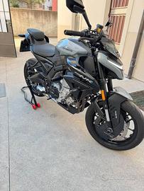 CFMOTO 675NK 2025