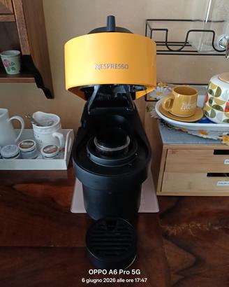 Macchina caffè Nespresso Vertuo