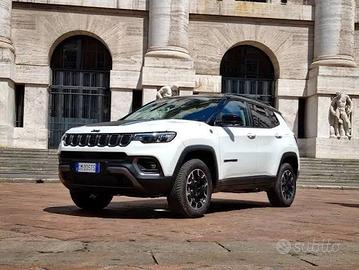 Jeep Compass 1.3 turbo t4 phev Trailhawk 4xe auto
