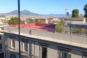 4 camere in appartamento ristrutturato 150 mq