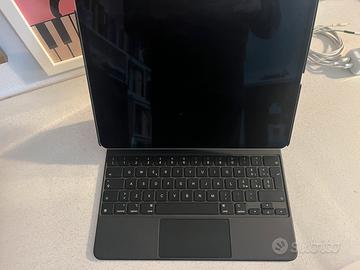 Ipad pro 12.9 4^ gen 128 gb ^+ magic keyboard