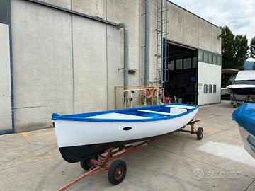 Lancia/ barca da pesca gardesana