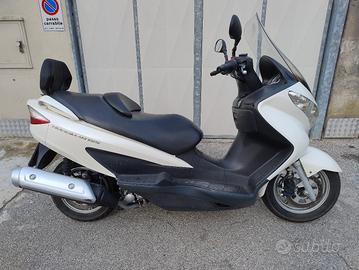 Suzuki Burgman 