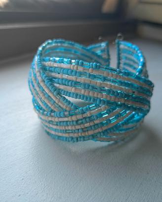 Bracciale Rigido a Fascia Intrecciato con Perline