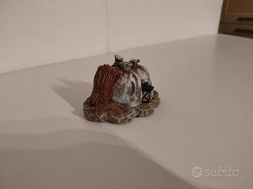 Ambientazione con sacchi e lanterna presepe 10cm