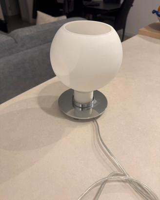 Lampada da tavolo