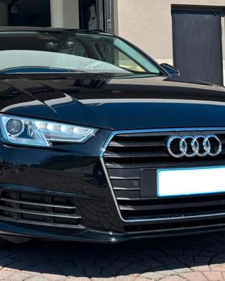 Audi A4 Avant Cockpit + Doppie gomme top