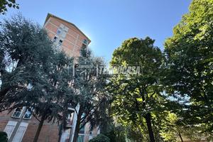 5 LOCALI PIANO ALTO LUMINOSO!