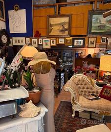 Arredo oggettistica d’epoca blocco