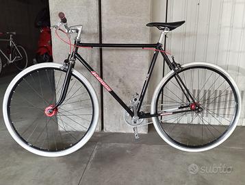 Bici scatto fisso