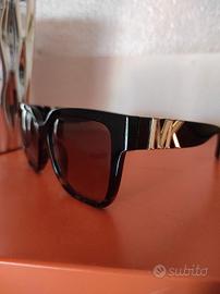 Occhiali da sole Michael Kors 