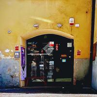 NEGOZIO A NOVI LIGURE