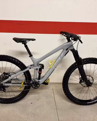 Trek slash 9.7