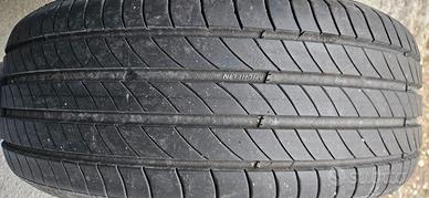 4 Pneumatici Michelin 80% 205/55R16