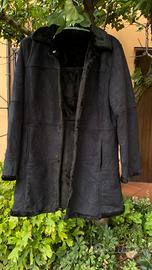 Cappotto nero con pelliccia interna lineaemme