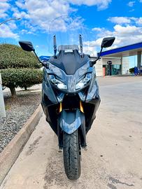 T max 560 2022 tech max