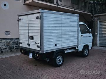 PIAGGIO MOTOCARRO,PUO' ENTRARE NELLE ZTL E AREA C