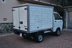 PIAGGIO MOTOCARRO,PUO' ENTRARE NELLE ZTL E AREA C