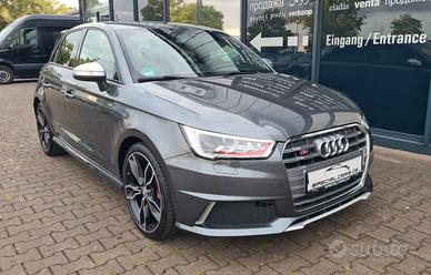 Audi A1 S1 SPB 2.0 TFSI quattro-NAVI