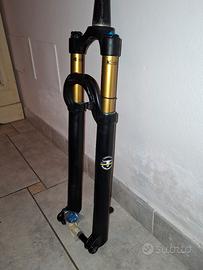  Forcella fox Kashima 32 float modello 2020