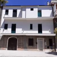 2 APPARTAMENTI ristrutturati Moricone centro