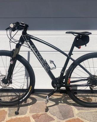 MTB 29" Olympia BULL - Shimano Full XT Rockshox