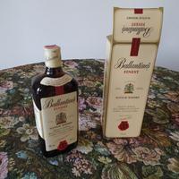 Bottiglia di Ballantine's da collezione