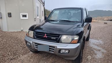 pajero 3200.