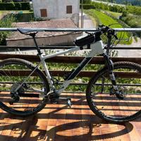 MTB CUBE REACTION CARBONIO