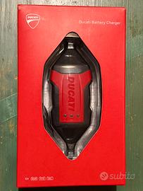 Ducati battery charger. Caricatore batteria