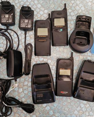 Lotto cellulari Motorola anni 90 per ricambi