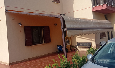 Tenda da sole richiudibile