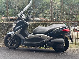 X max Vendita in Moto e scooter a Genova e provincia