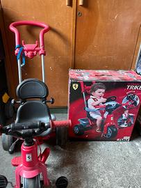 triciclo Ferrari