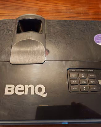 PROIETTORE BENQ USATO MA PERFETTO