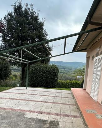 Pergola da giardino in ferro con tenda